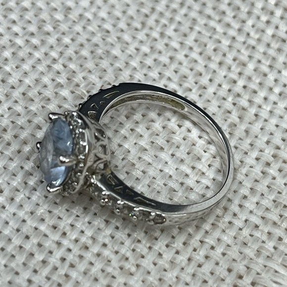 Vintage Estate Sterling Silver 925 Blue Topaz & Diamond Halo Ring – Size 6 - Picture 13 of 17